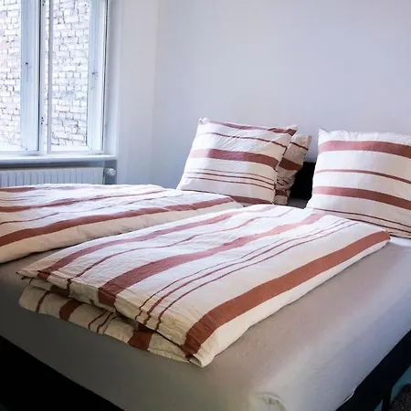 100m2 Blue Downtown Cph I 4-5 Person 2 Bedroom I 5 Minutes Walking Distance To Main Station 아파트