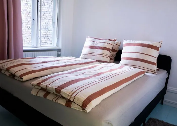 100m2 Blue Downtown Cph I 4-5 Person 2 Bedroom I 5 Minutes Walking Distance To Main Station 아파트