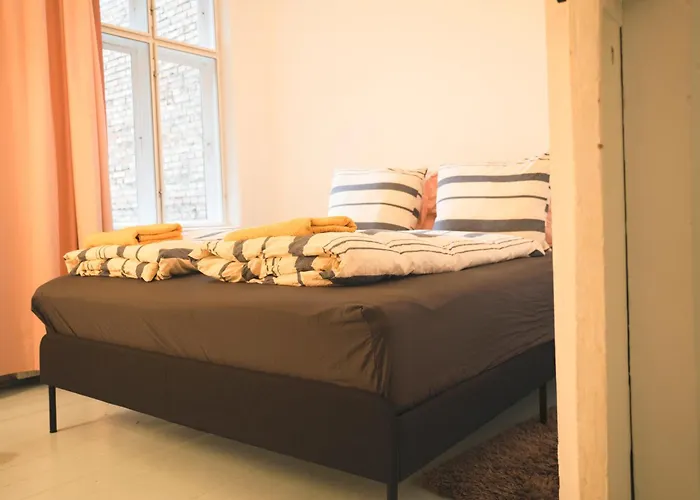 100m2 Blue Downtown Cph I 4-5 Person 2 Bedroom I 5 Minutes Walking Distance To Main Station *