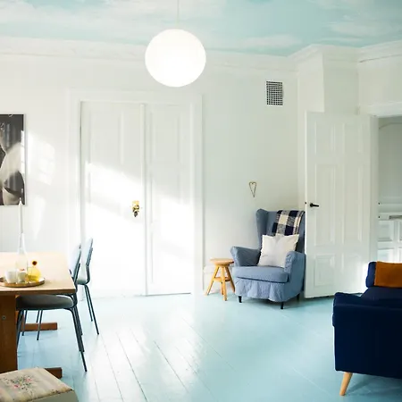 100m2 Blue Downtown Cph I 4-5 Person 2 Bedroom I 5 Minutes Walking Distance To Main Station